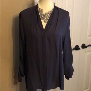 Gorgeous Elie Tahari navy silk blouse NWT